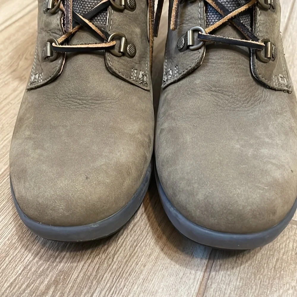 Sperry faux fur lace up wedge boots